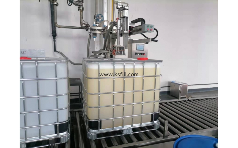 噸位稱重式灌裝機(jī) 自動(dòng)計(jì)量灌裝機(jī)