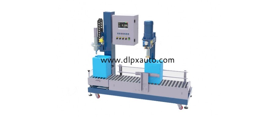 BYF系列液體灌裝機(jī)(帶電動(dòng)鎖蓋機(jī))